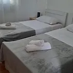 Summer House - For 5 People In 2nd Floor *