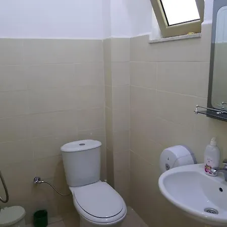 Summer House - For 5 People In 2nd Floor Velipojë