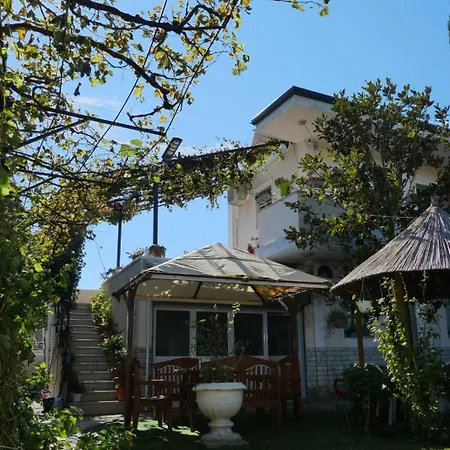 Hébergement de vacances Summer House - For 5 People In 2nd Floor *