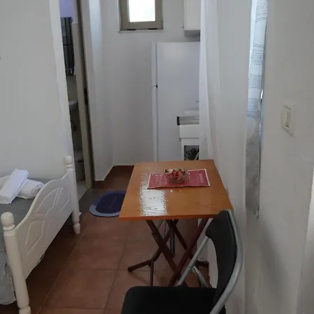 Summer House - For 5 People In 2nd Floor بيت للعطل