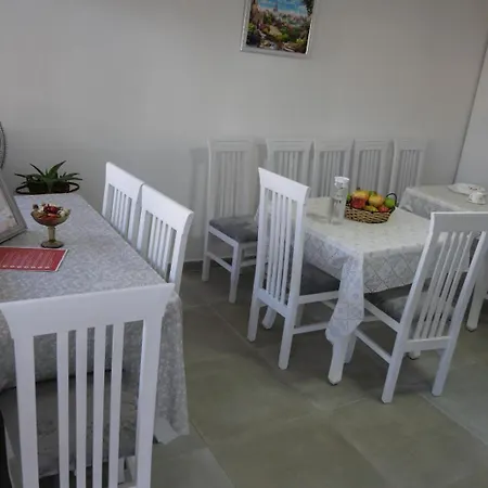 Summer House - For 5 People In 2nd Floor *