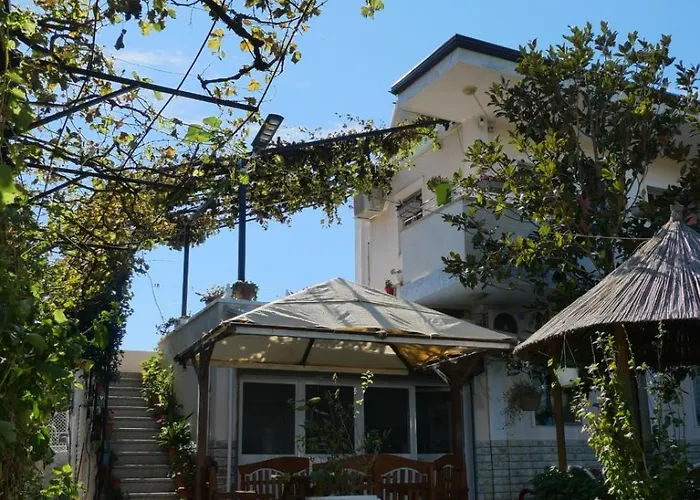 Dom wakacyjny Summer House - For 5 People In 2nd Floor *